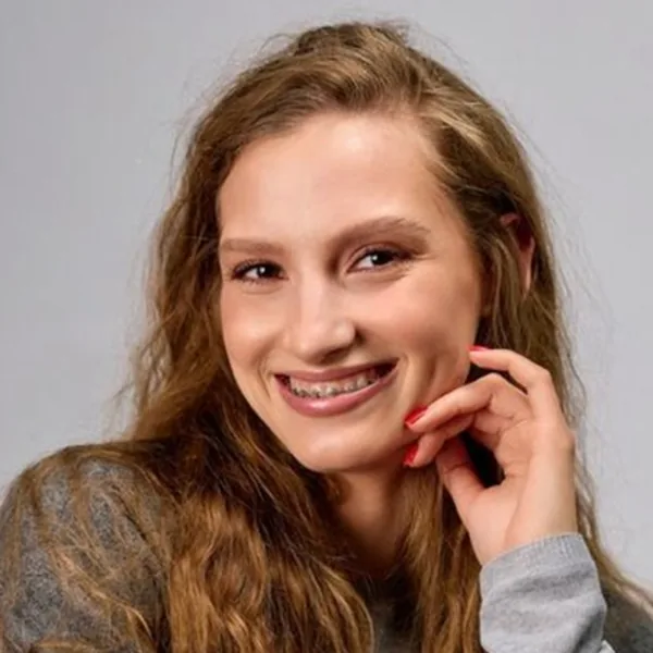 Камилла, ученица ВШИИ